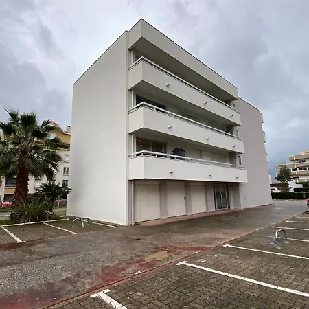 à Avec Parking, Wifi Et Accès Direct - Fr-1-374-219