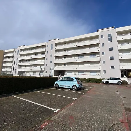 A Avec Parking, Wifi Et Acces Direct - Fr-1-374-219 Apartment *