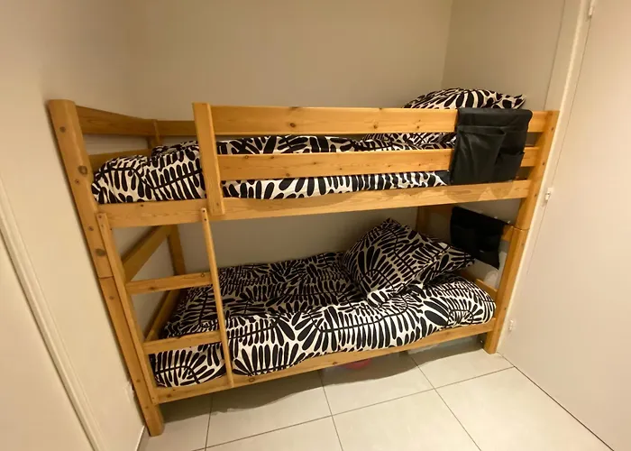 A Avec Parking, Wifi Et Acces Direct - Fr-1-374-219 Apartment *